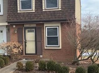 130 E Russets Cir, Bridgeville, PA 15017