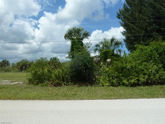 4th image of 1910 NW 30th Pl