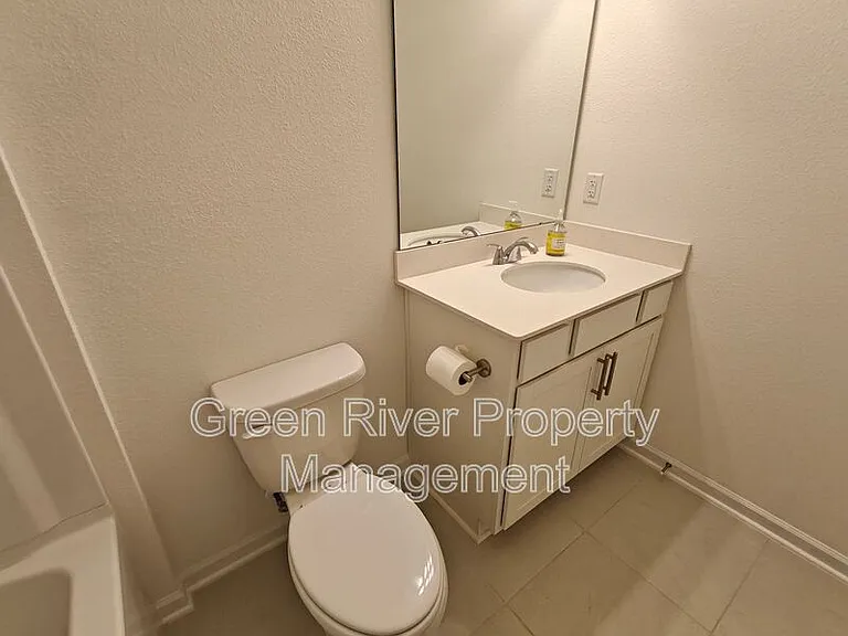 5724 Lagoon Cruise Way — Photo 42