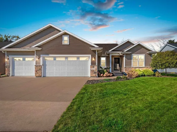 N9021 Lilac Rd, Menasha, WI 54952