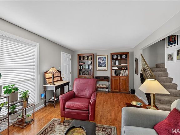 4th image of 630 Rosetta Dr