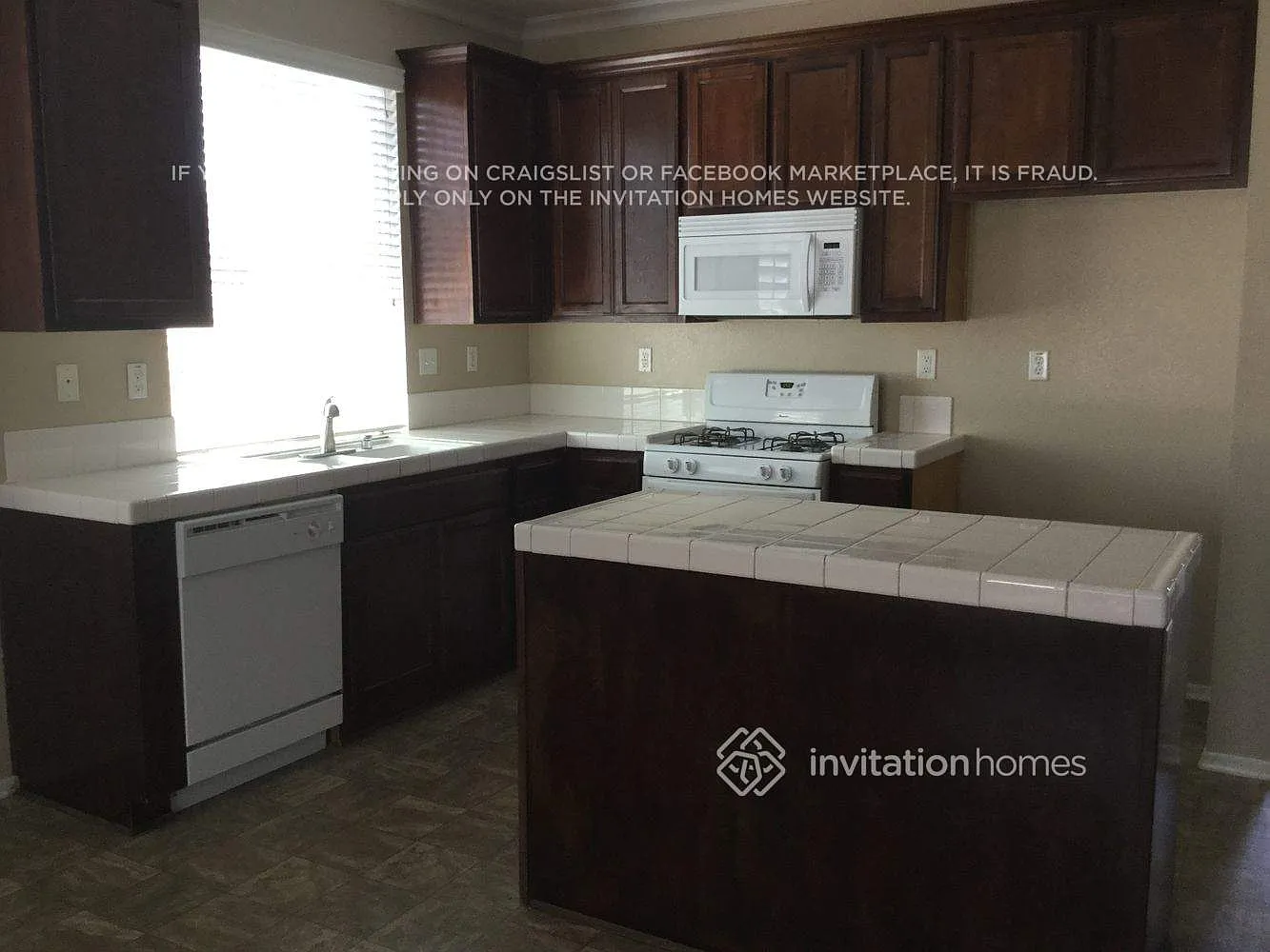 35786 Ruby Ct Winchester, CA 92596 — Photo 4