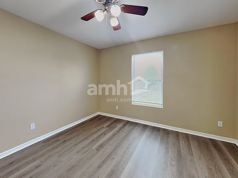 3126 Hurst St — Photo 16