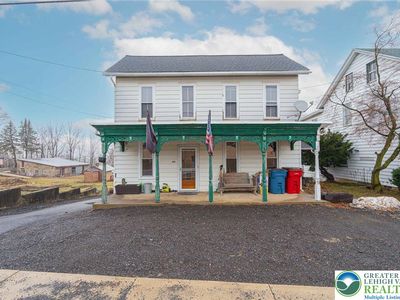 1303 State St, Mertztown, PA, 19539