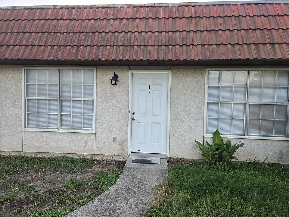 1st image of 110 Las Palmas St APT 1