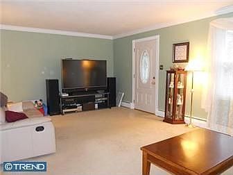 4th image of 2075 Bergey Rd