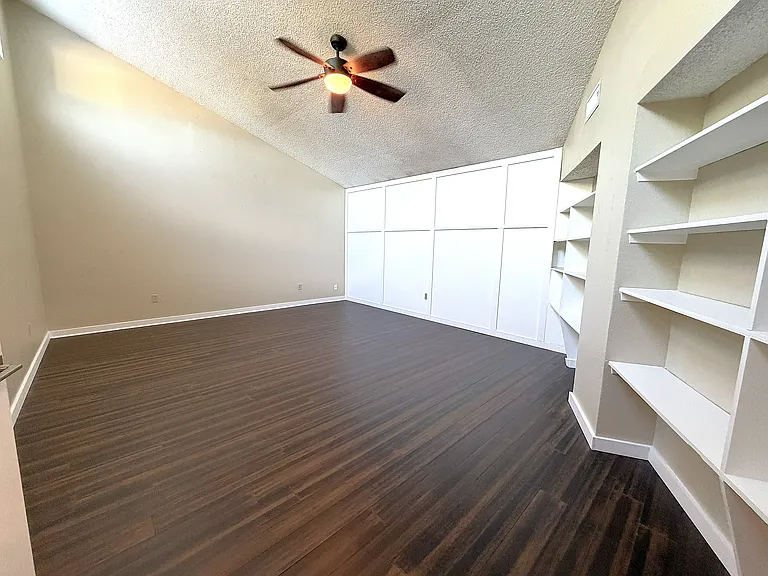 1725 Ashland Ave — Photo 24