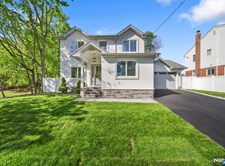 33-17 Southern Dr, Fair Lawn, NJ 07410