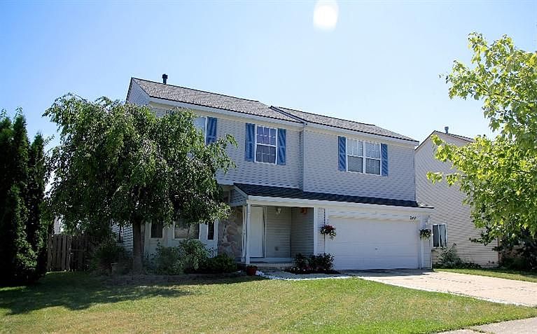 1st image of 7451 Willow Creek Dr