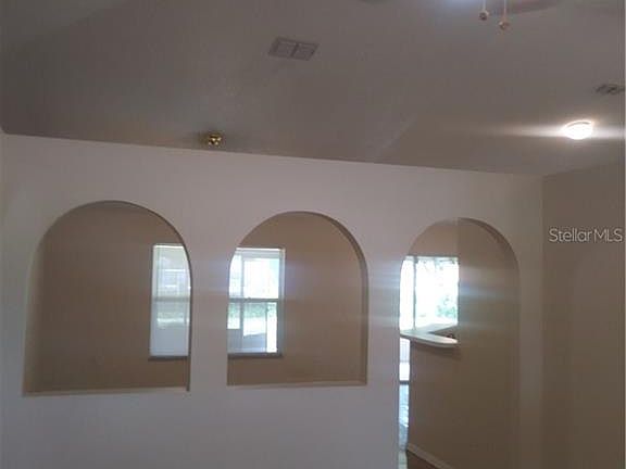 2nd image of 813 Savona Pl