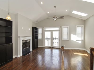 2153 W Warren Blvd APT 3, Chicago, IL, 60612