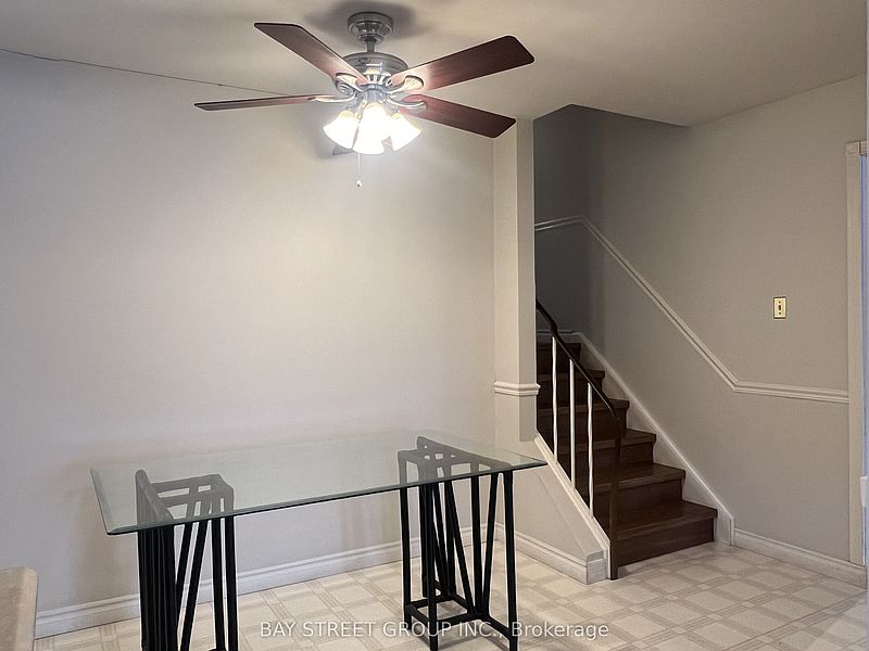 Mississauga House for rent - 3 Bedrooms — photo 8