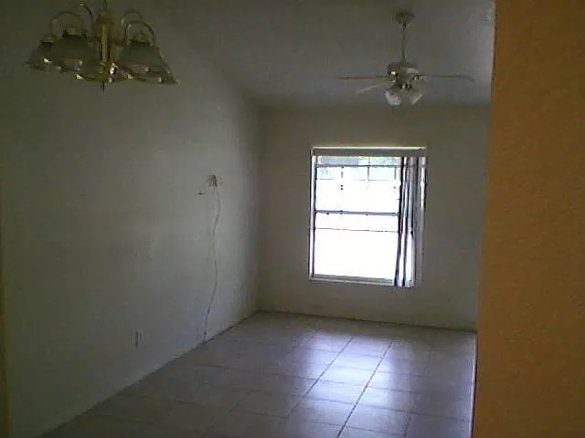 1700 SW 108th Ln — Photo 4