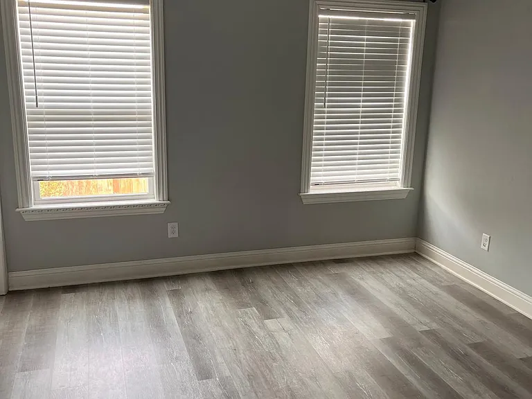 2310 SW Poppy St — Photo 11