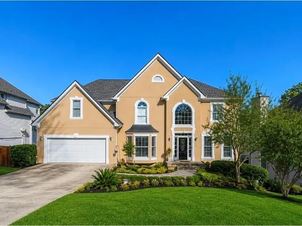2285 Wildwood Lake Dr, Suwanee, GA 30024
