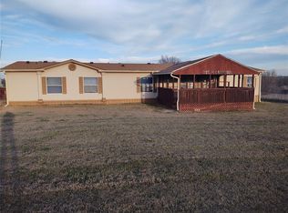 715 N Carnegie St, Carnegie, OK 73015
