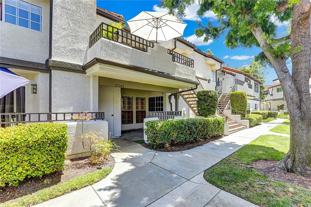 1 bed, 750 sqft, $2,650 — Photo 2