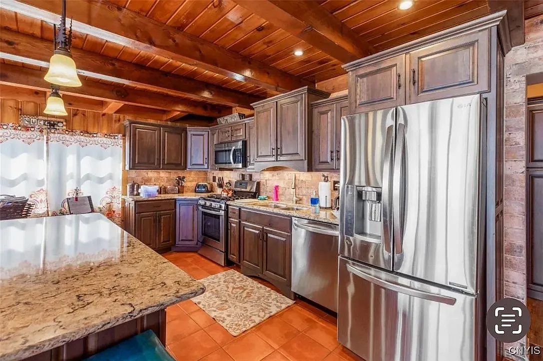 3 bed, 1500 sqft, $3,500 — Photo 4