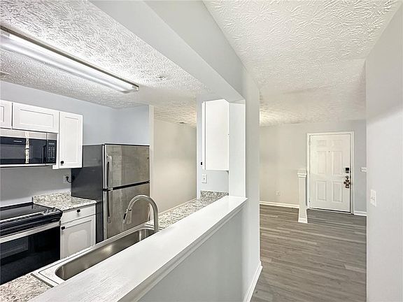 5th image of 5304 Waldrop Pl