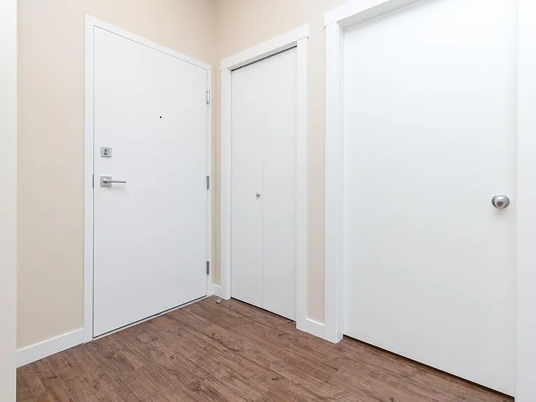 1085 Goldstream Ave — Photo 10