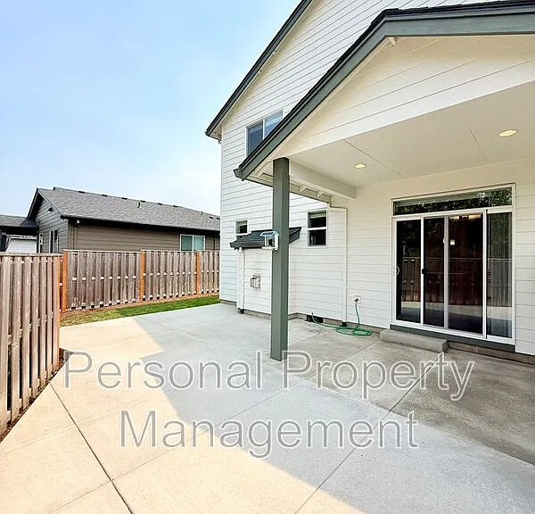 1530 NW 29th Pl — Photo 33