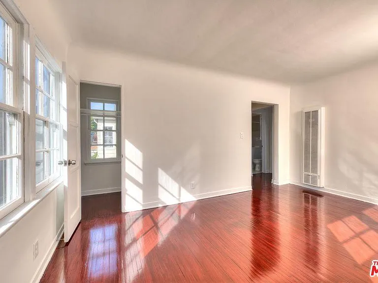 3229 Madera Ave #.5 — Photo 8