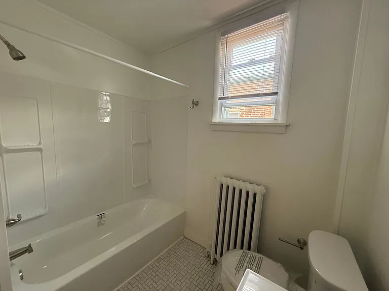 373 E Cliveden St — Photo 23