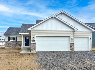 787 Yellowcrest St SW, Delano, MN 55328
