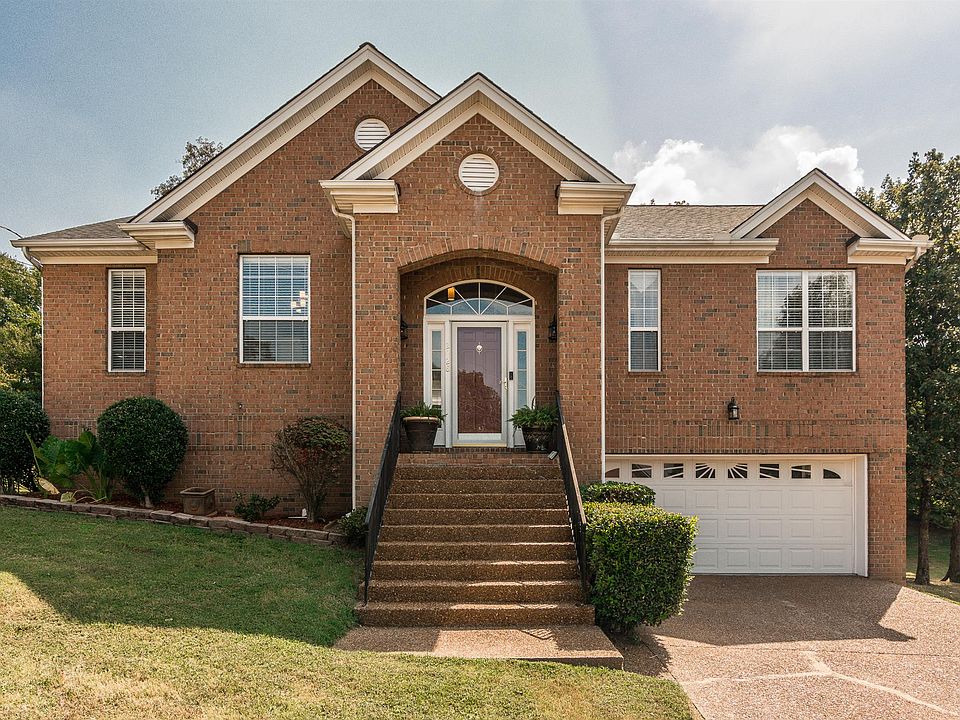 1st image of 2428 Evanfield Ct