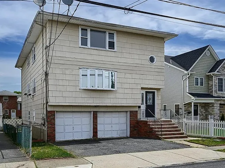 71 Chestnut St #1 — Photo 2