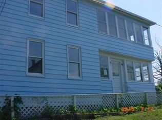 15 Hampshire St, Chicopee, MA 01020