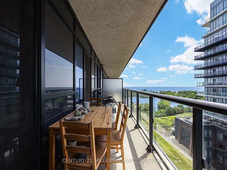 39 Annie Craig Dr #1018 — Photo 15