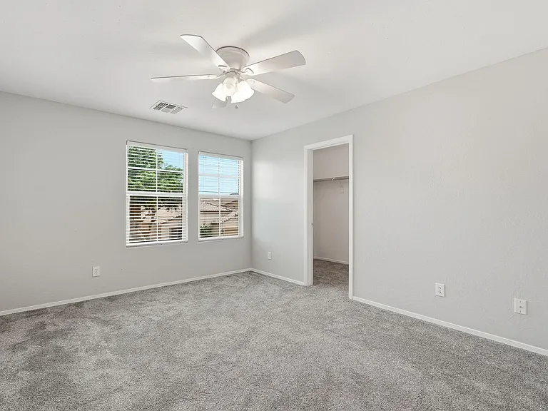 10815 W Avenida Del Rey — Photo 21