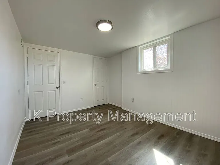 511 14th St N — Photo 10