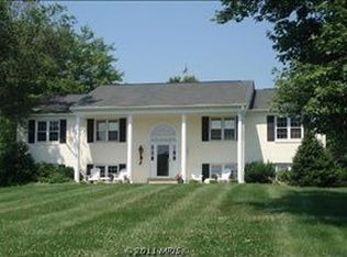 40306 Gap Rd, Leesburg, VA 20175