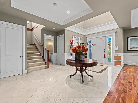 5th image of 9131 Desmond Rd