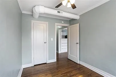 720 W 37th St #12 — Photo 12
