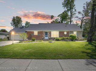 1213 Jenne St, Grand Ledge, MI 48837