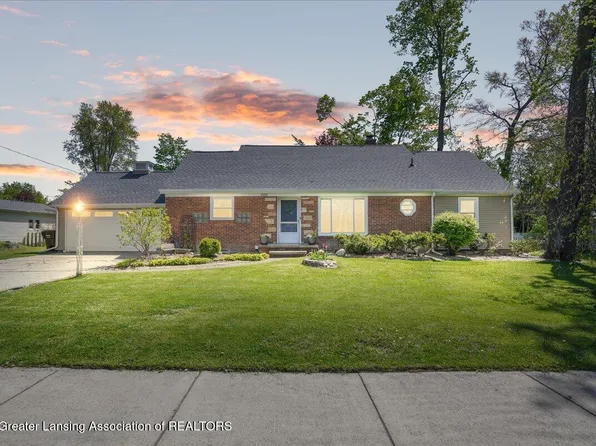 1213 Jenne St, Grand Ledge, MI 48837