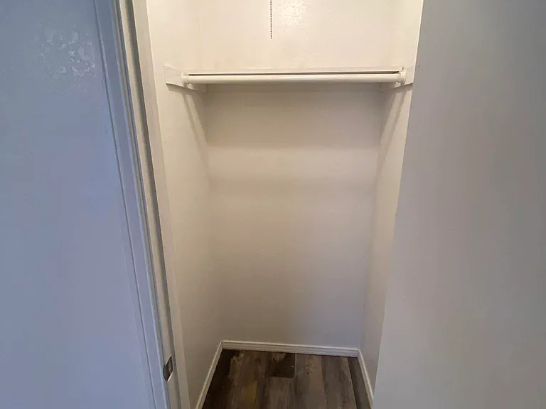 1321 W Swan St — Photo 9