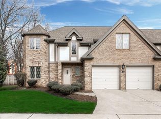 12 Aberdeen Ct, Rocky River, OH 44116