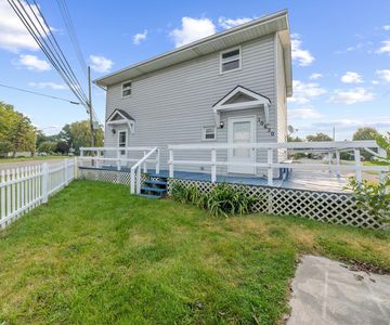 10620 Harold Dr, Luna Pier, MI, 48157