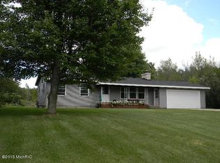 2940 Duck Lake Rd, Whitehall, MI 49461