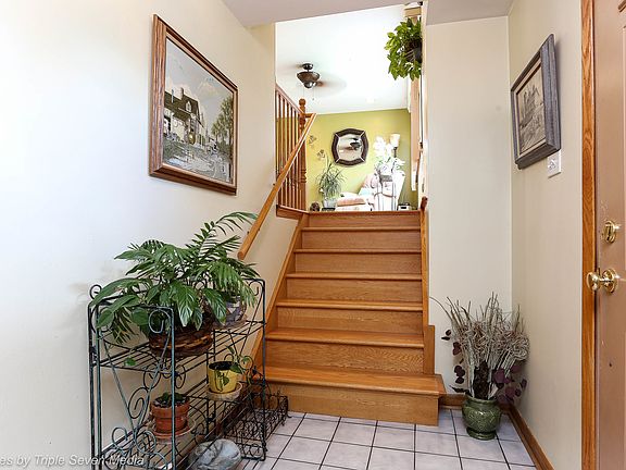 5th image of 8942 W 91st Pl