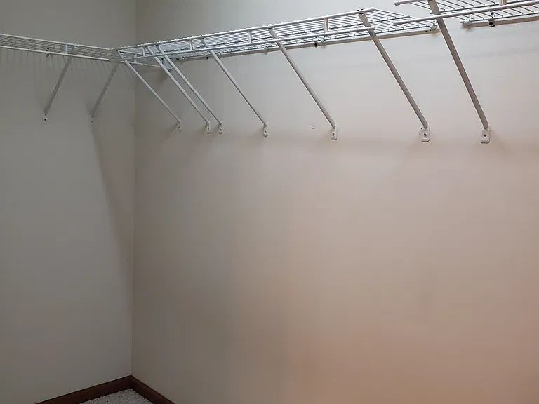 3718 Stonebridge Dr — Photo 17