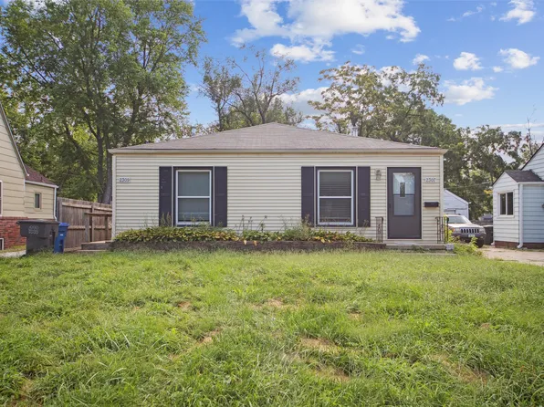 2309 37th St, Des Moines, IA 50310