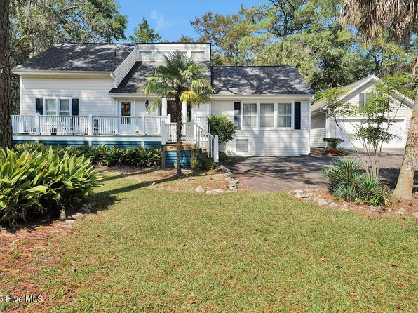 306 Park Avenue Ext, Southport, NC 28461