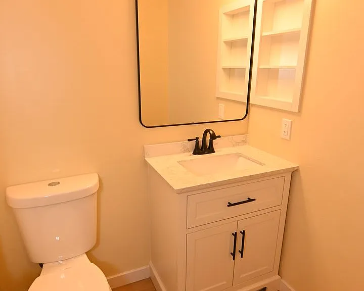 347 W Rincon Ave #E — Photo 12
