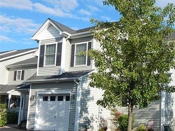 2nd image of 274 Pinebrook Dr