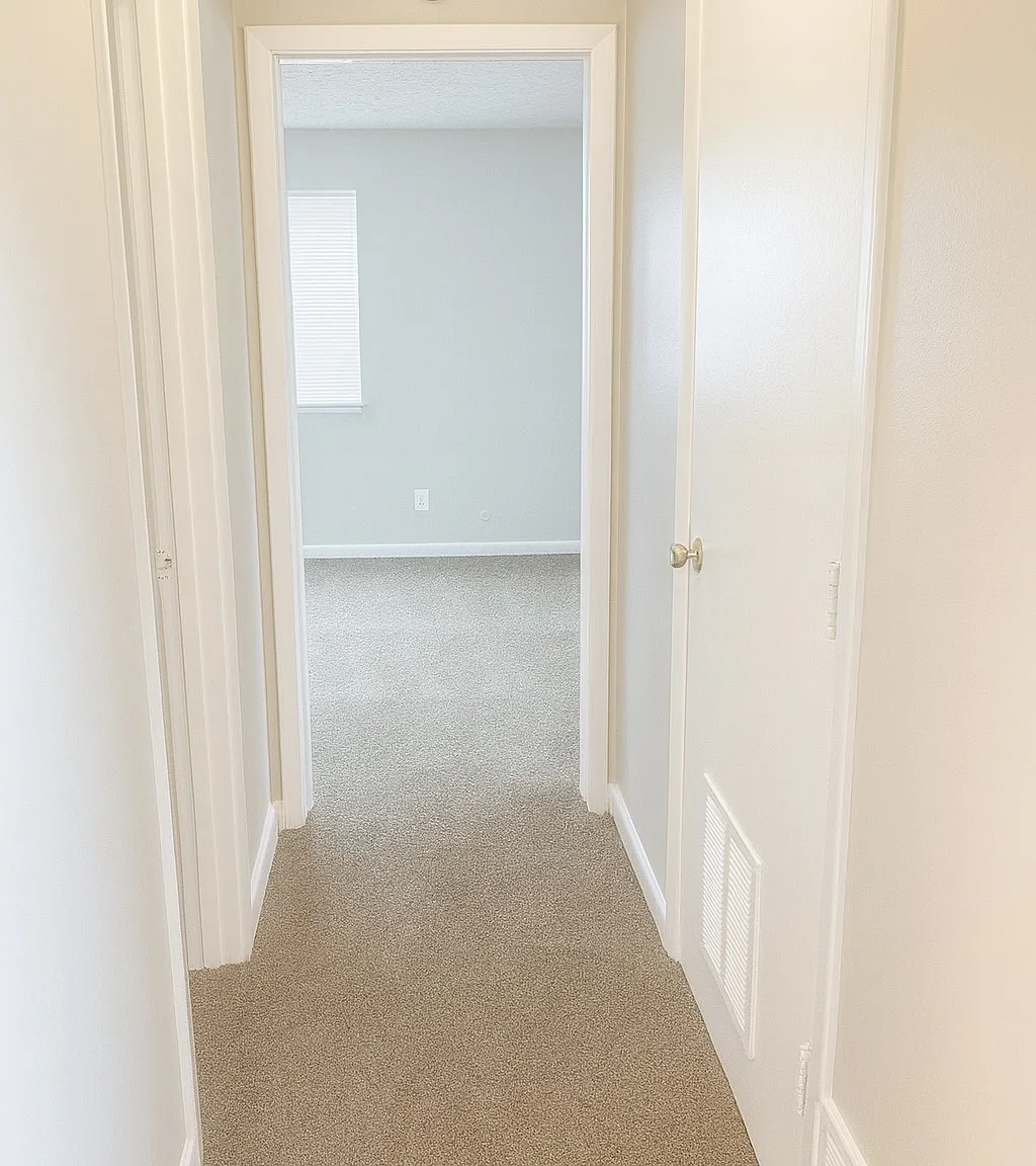 2 bed, 1.0 bath, 865 sqft, $1,100 — Photo 3